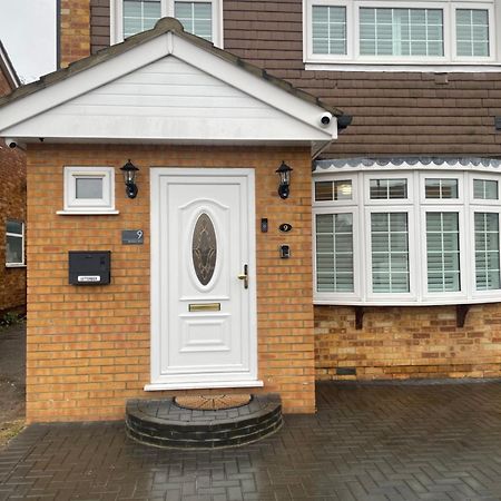 Home Near London Heathrow, Slough,Windsor,Legoland Colnbrook Ngoại thất bức ảnh